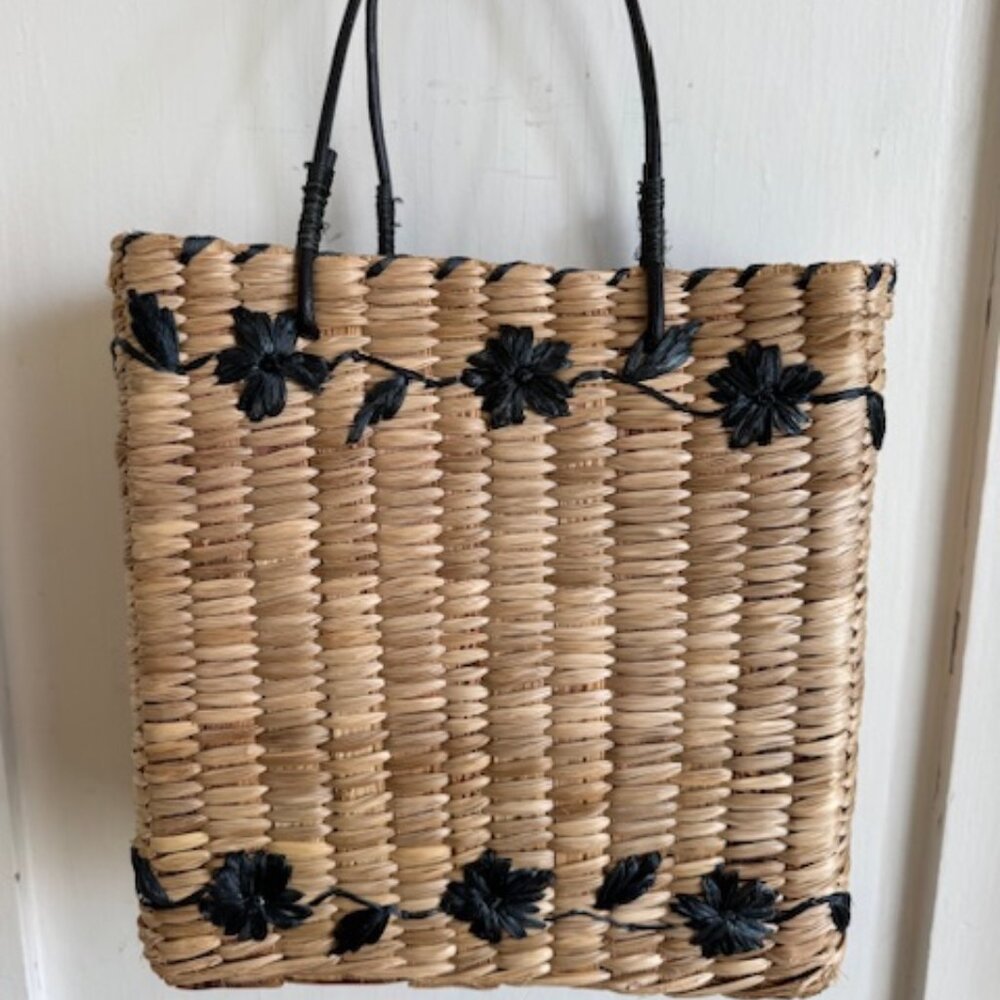 SUMMER TOMPKINS Woven Straw Raffia Tote Basket Handbag